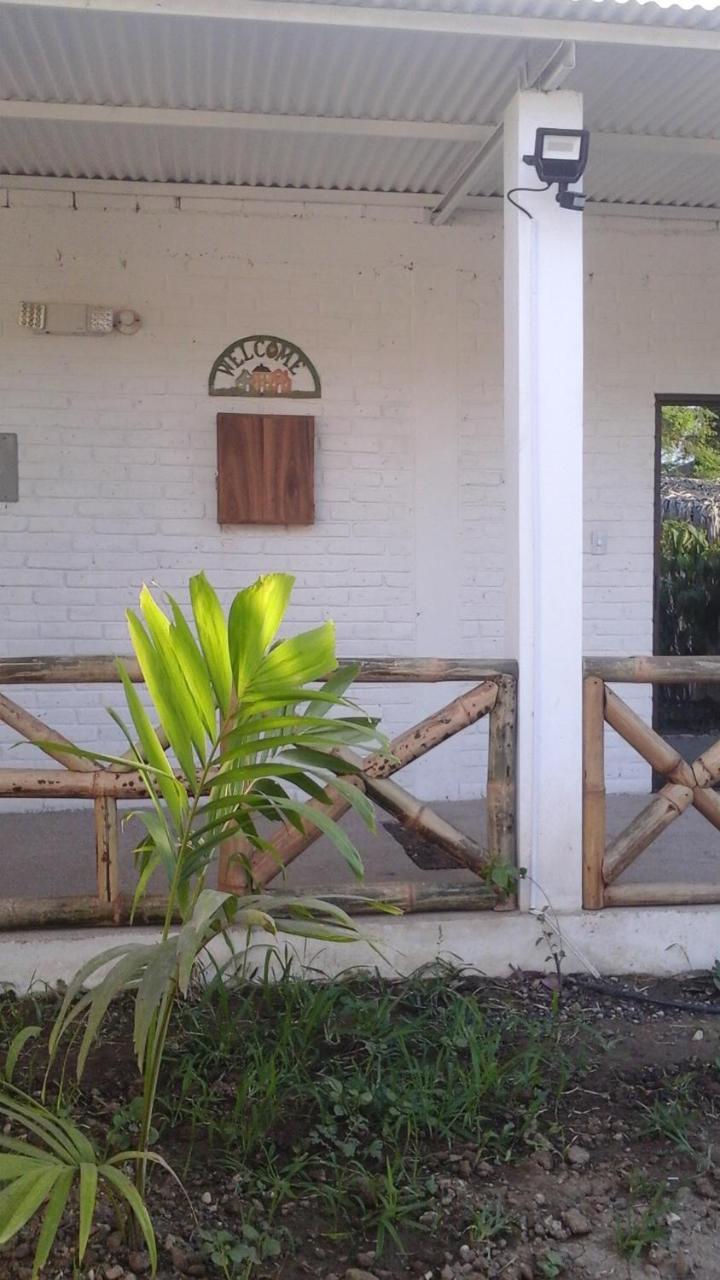 Casita Madame Hotel Puerto López Exterior foto